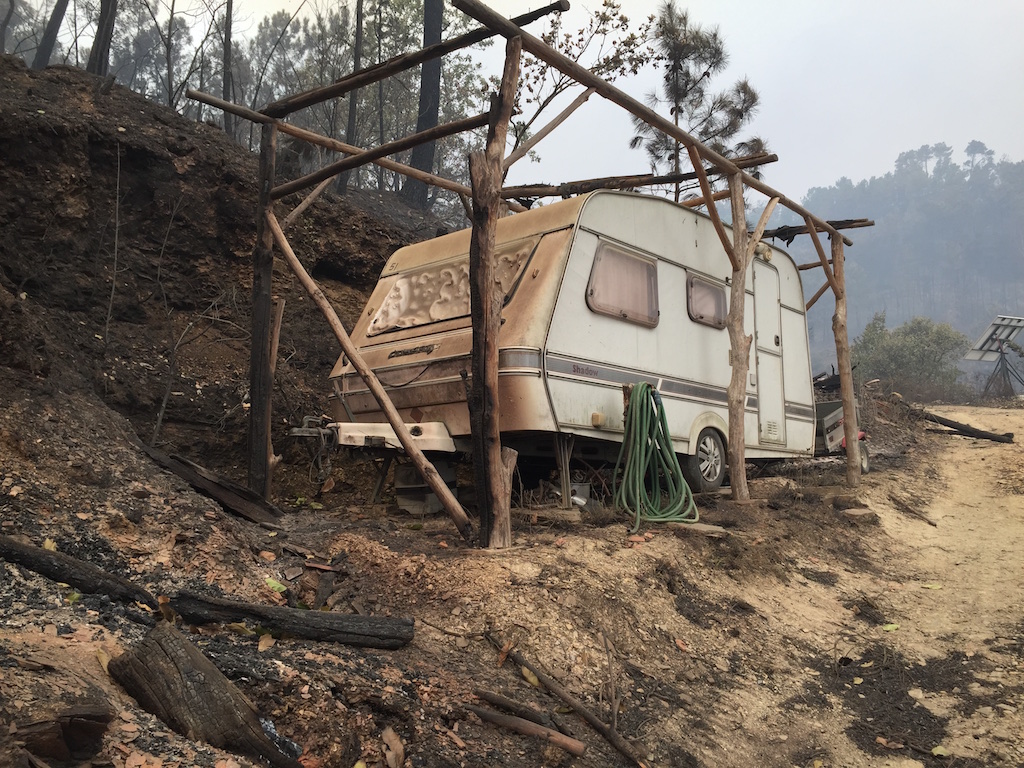 The second volunteer caravan at Quinta do Vale after the fires of October 2017